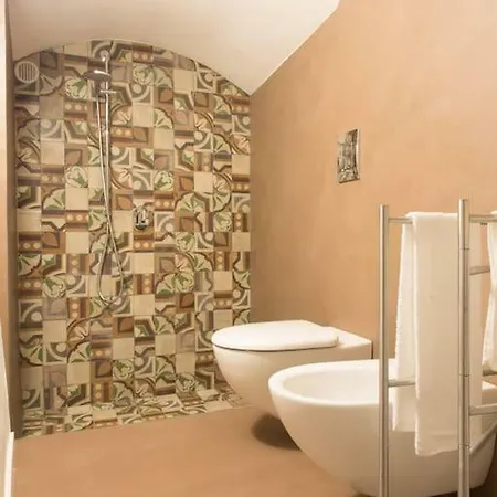 Le Case Nella Muraglia Apartman *